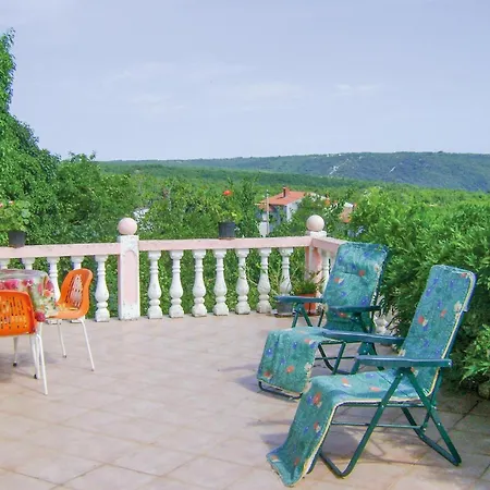 Apartment Awesome In With House Sea View Rakalj