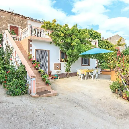 Apartment Awesome In With House Sea View *
